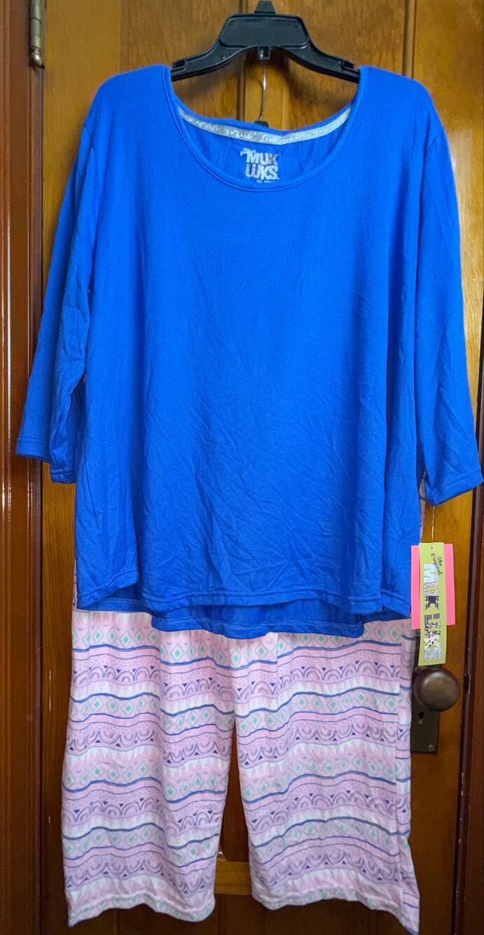 NWT Muk Luks 2 Piece Pajama Set XXL